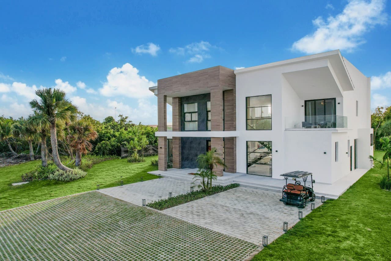 6 Bedroom Villa Las Palmas Cap Cana Punta Cana
